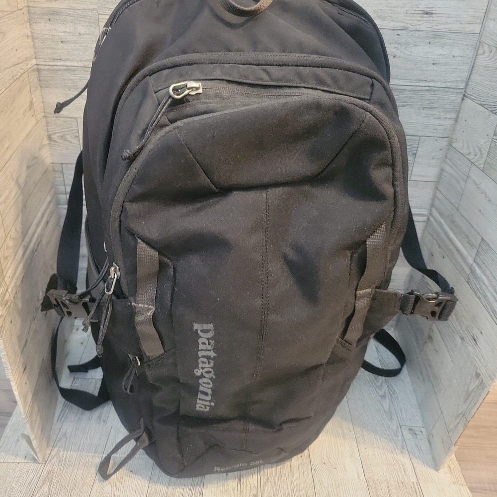 Patagonia Black Backpack Refugio 28L Unisex